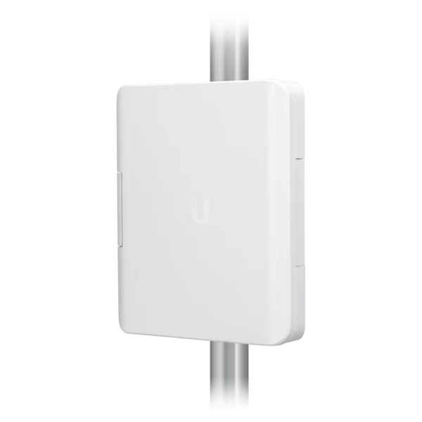 Ubiquiti USW-Flex-Utility UniFi Switch Flex Utility Outdoor Weatherproof Enclosure for Switch Ubiquiti USW-Flex-Utility UniFi Switch Flex Utility Outdoor Weatherproof Enclosure for Switch